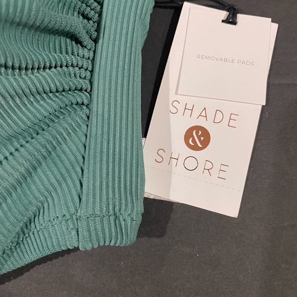 Shade & Shore Bikini Top - 36C - Picture 6 of 6